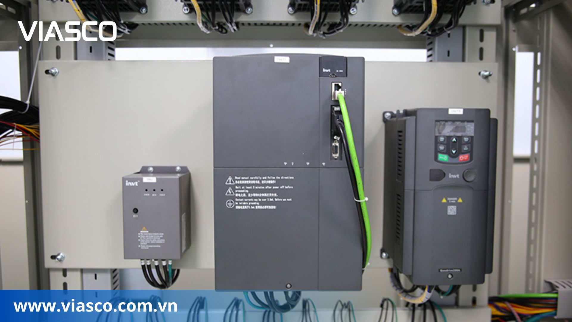 Tủ điều khiển hệ thống dao cắt bay - Viasco